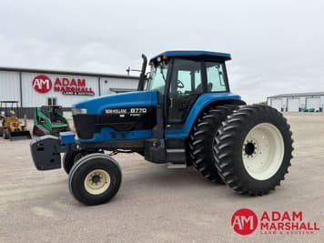 Main image New Holland 8770